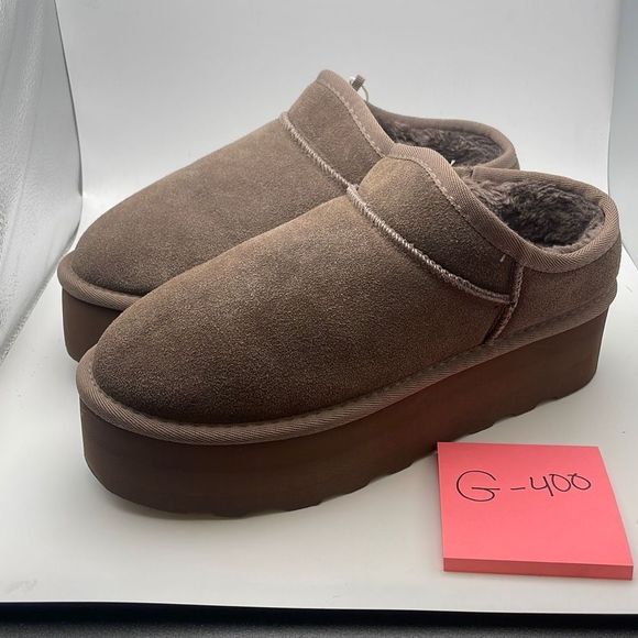 CUSHIONAIRE Women's COZY Genuine Suede Cozy Mule Platform +Memory Foam SIZE 8.5 - Picture 3 of 7